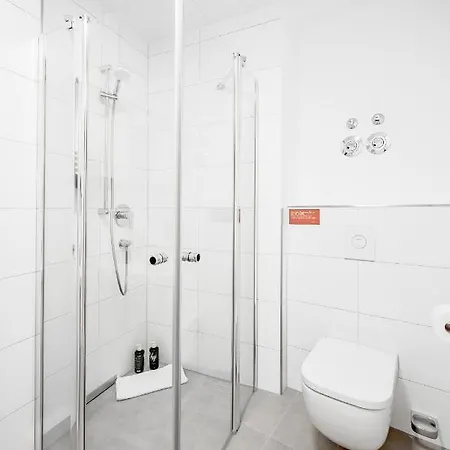 Limehome Wilhelmstr מצינגן